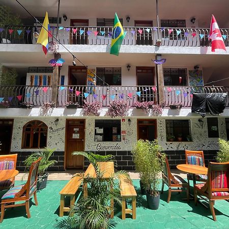 El Jardin Escondido Party Hostel Baños Dış mekan fotoğraf