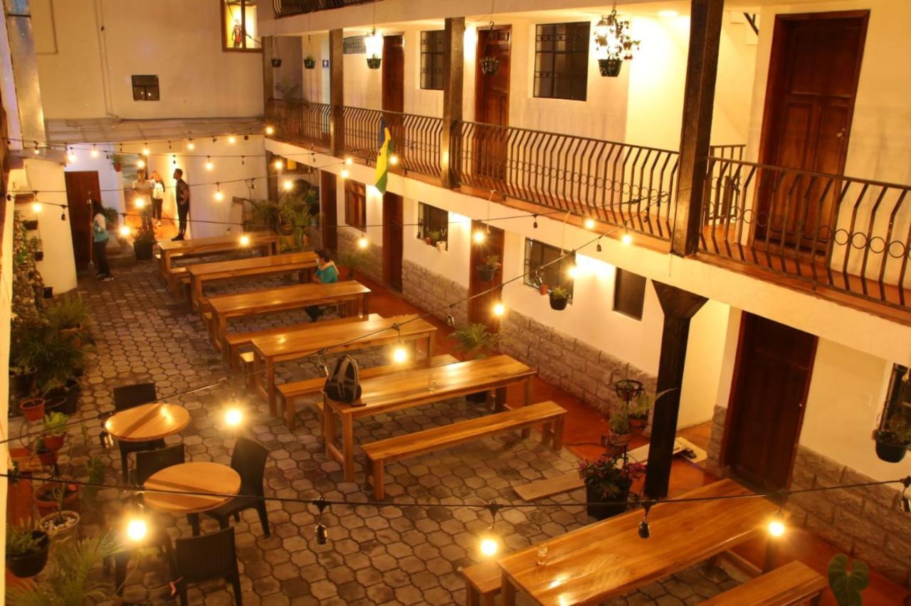 El Jardin Escondido Party Hostel Baños Dış mekan fotoğraf