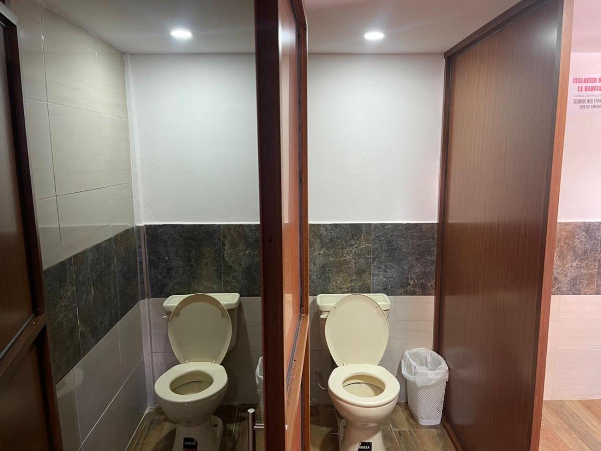 El Jardin Escondido Party Hostel Baños Dış mekan fotoğraf