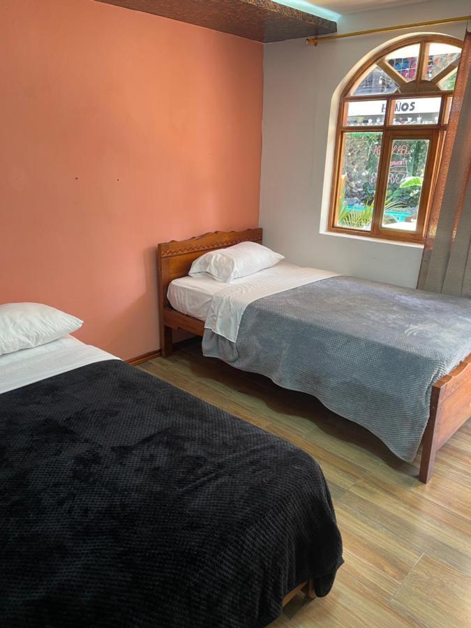 El Jardin Escondido Party Hostel Baños Dış mekan fotoğraf