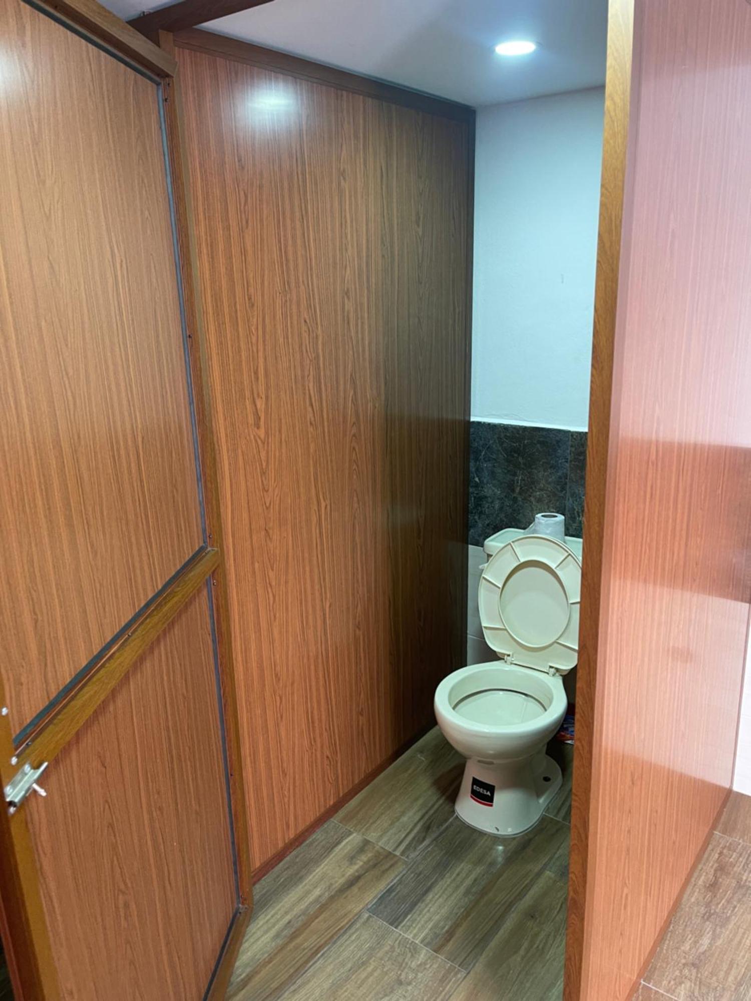 El Jardin Escondido Party Hostel Baños Dış mekan fotoğraf
